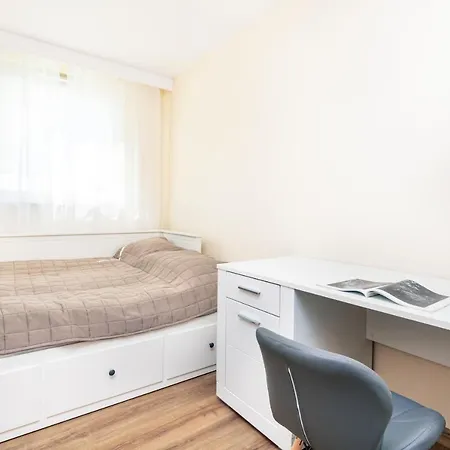 Morena Rakoczego By Renters Apartment