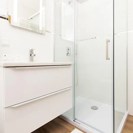Apartment Morena Rakoczego By Renters