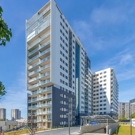 Morena Rakoczego By Renters
